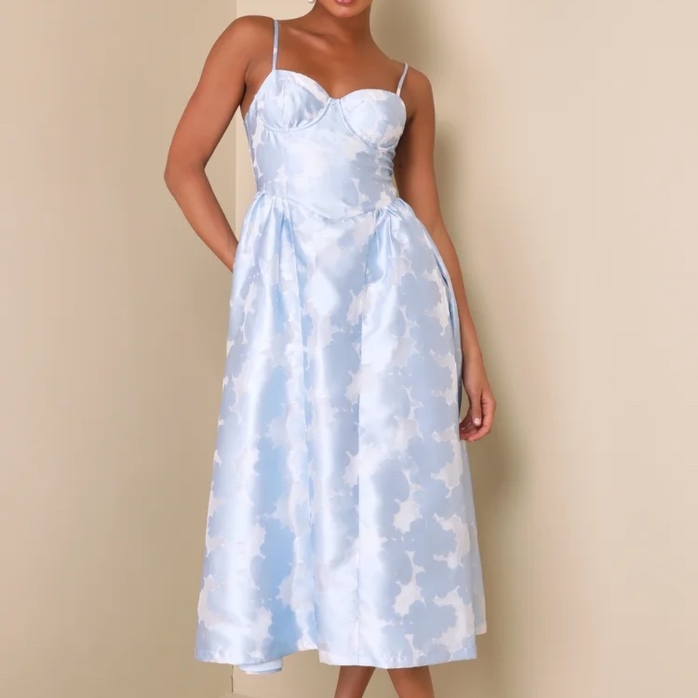 NWT Lulus Gorgeous Destiny Light Blue Burnout Jacquard Bustier Midi Dress Medium